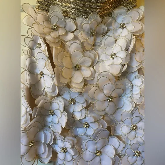 Jovani white strapless flowers dress with crystals. Brand new sz 4. Over $799 Prom